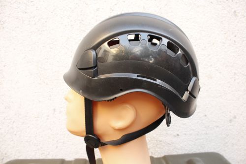 Kask wspinaczkowy Petzl Vertex Vent Bundeswehr