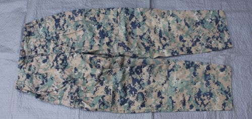Spodnie USMC MCCUU MARPAT 28 X SHORT