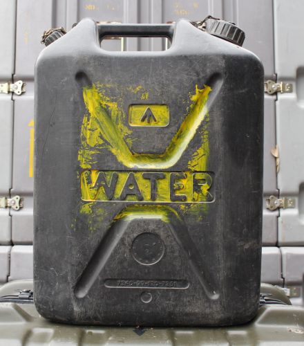 Brytyjski Wojskowy Kanister na Wodę - 20 litrów