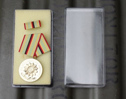 Medal DDR NVA MDL ZA Zasługi Brązowy