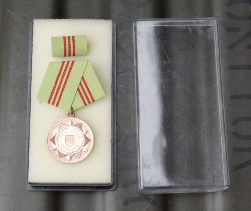 Medal DDR NVA 5 lat Służy Volkspolizei brązowy