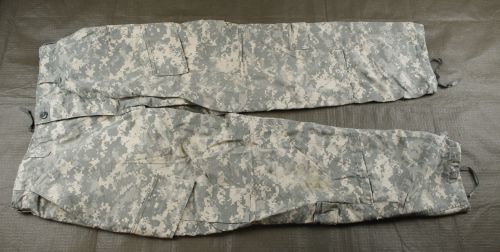 Spodnie ACU UCP US ARMY -RIPSTOP - MEDIUM SHORT