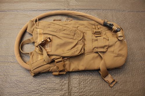 Camelbak MAXIMUM GEAR Coyote 3L US ARMY